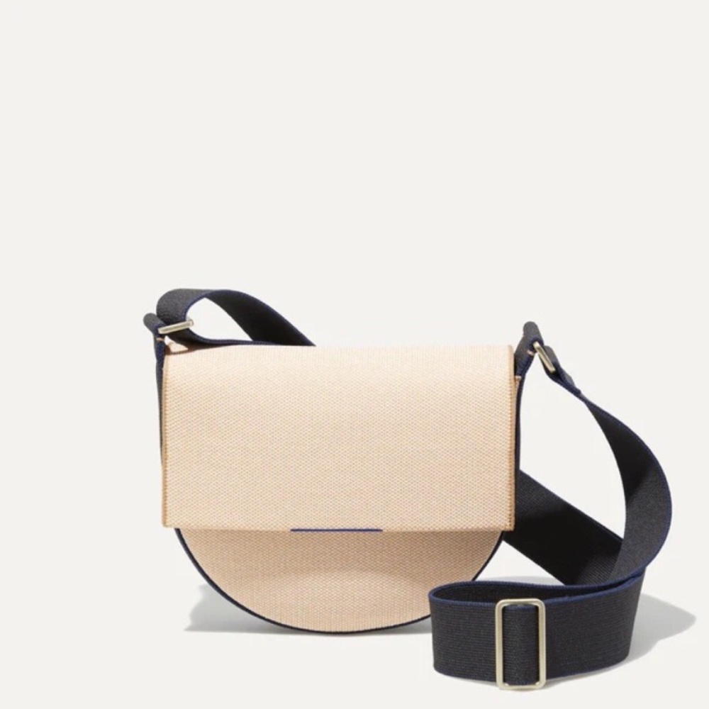 Rothy’s The Saddle Bag Beige Black Crossbody